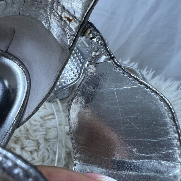 Carlos Santana Heels size 6.5M Silver - Picture 7 of 16